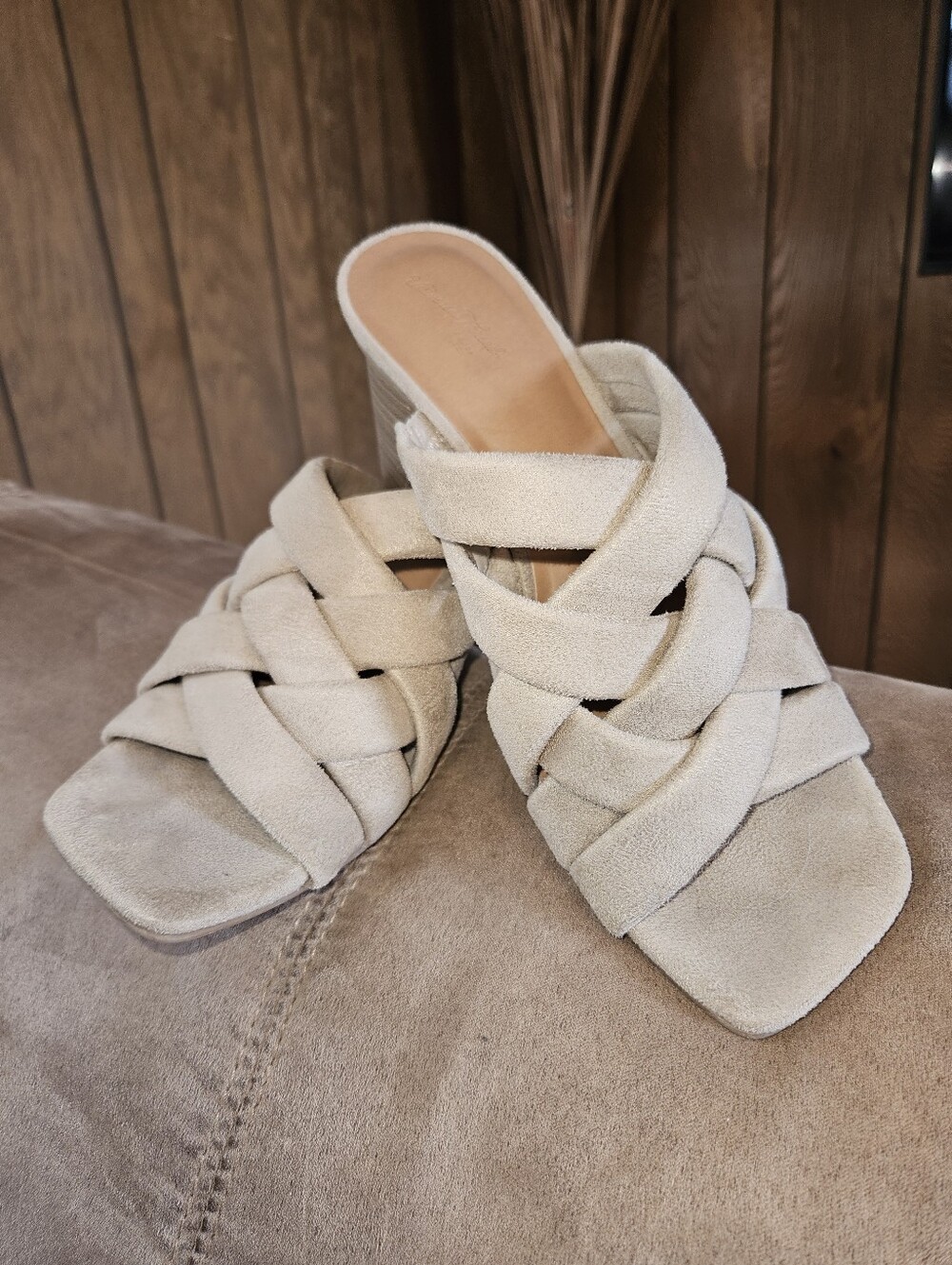 Universal Thread Sz 8 1/2 Braided Faux Suede Slide Mules